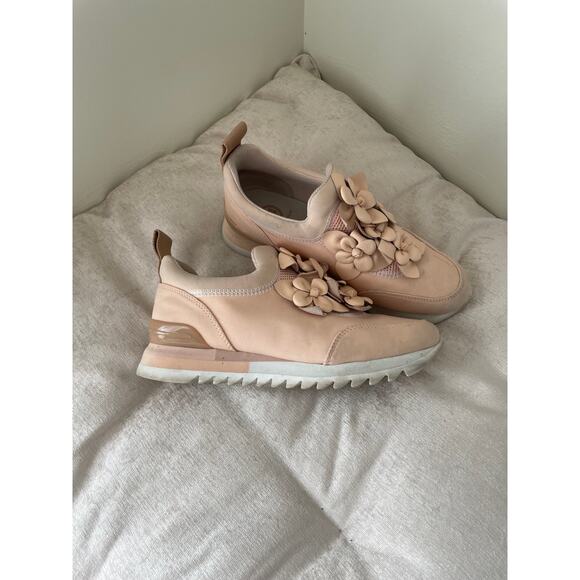 Tory Burch Flower Sneakers - Picture 2 of 8